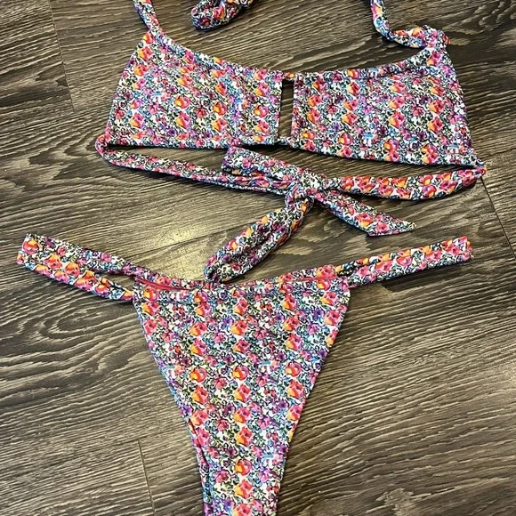 Strawberry Milk Mob Bikini Set - Picture 2 of 3